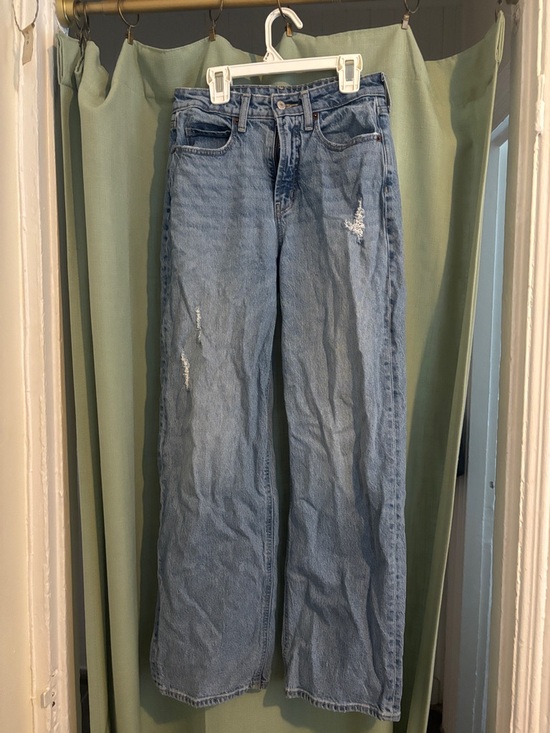 Old Navy Denim - Old Navy Light Blue Distressed Wide-Leg Jeans - Women's
